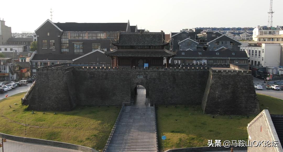 丁真到新龙,大乱斗回血丁真