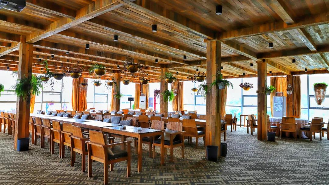 住进超梦幻玻璃星球，体验“全国最有文化特色必睡民宿”，还有网红露营地等你来！