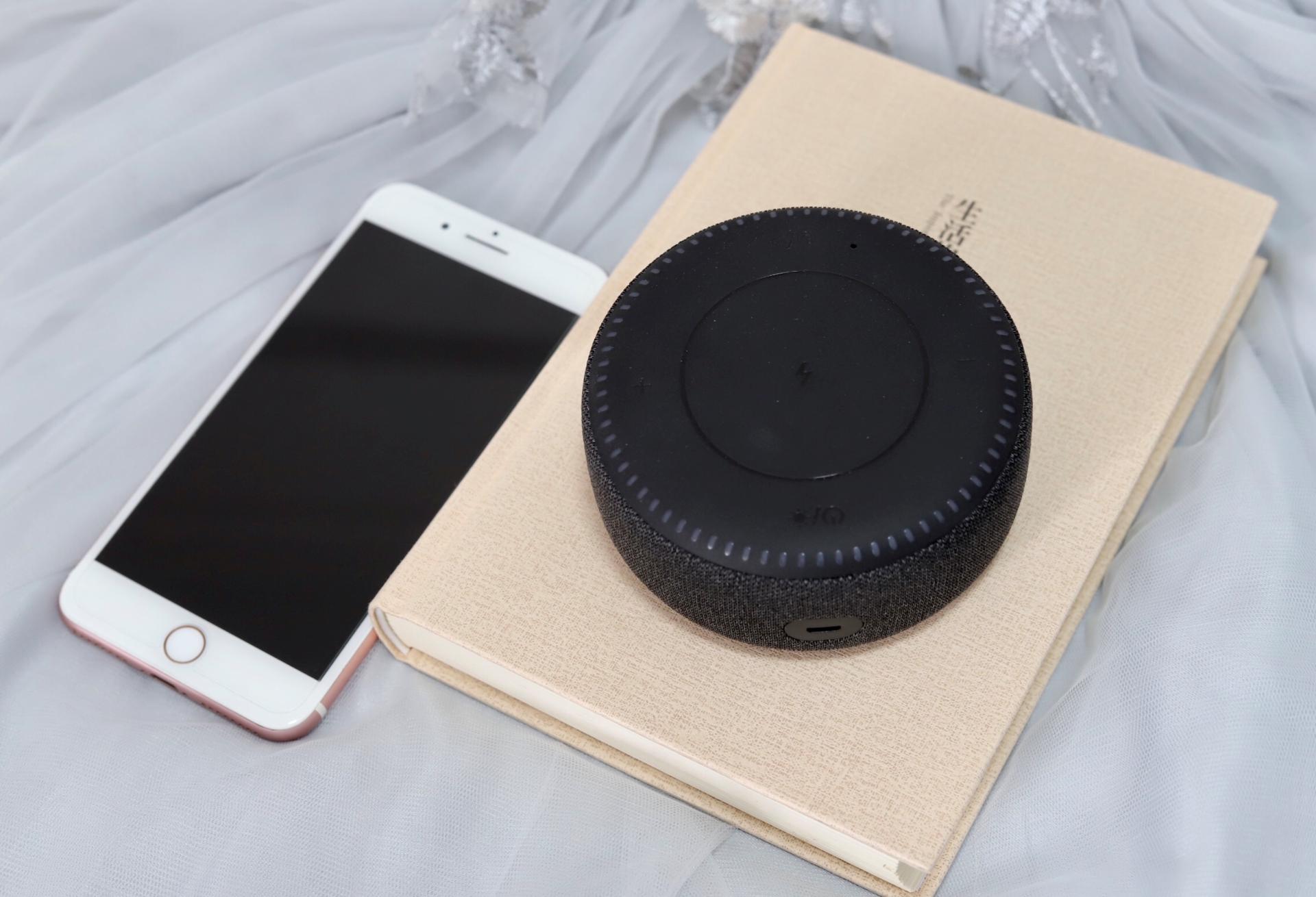 zmi紫米无线充音响,zmi无线充蓝牙音箱