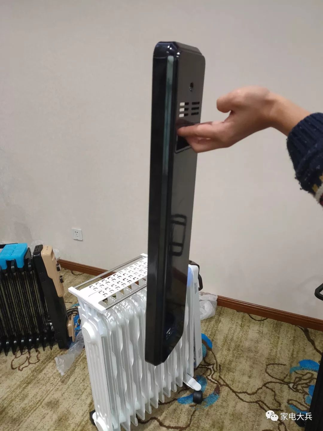 格力美的先锋油汀,格力艾美特取暖器测评