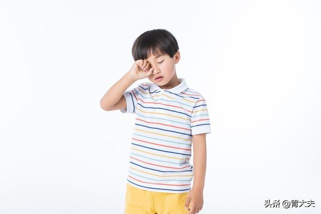 柳絮引发鼻子过敏吃什么药,杨柳絮过敏起红疙瘩怎么办