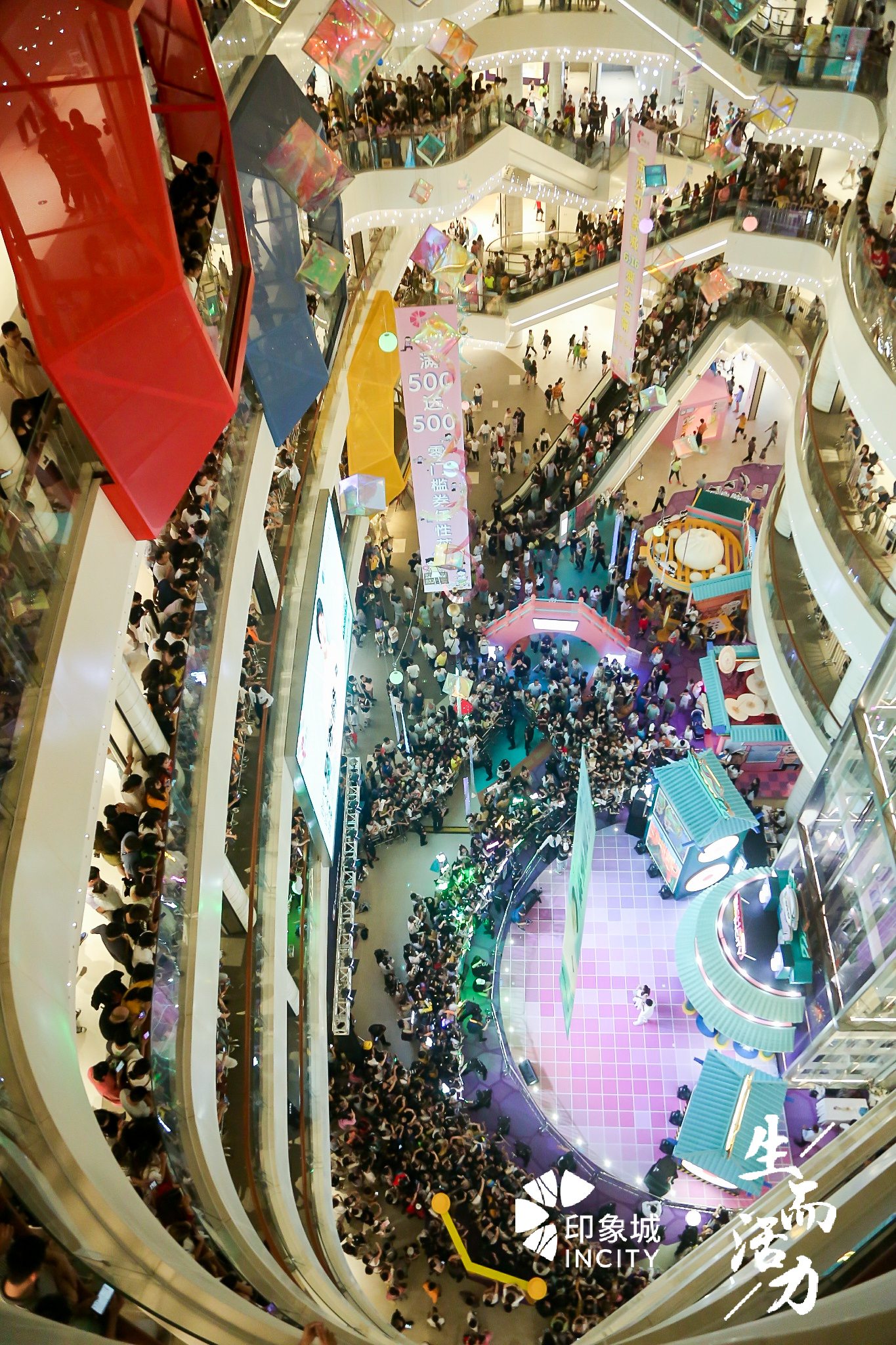 金沙印象城客流量,开业3天客流量累计破50万人