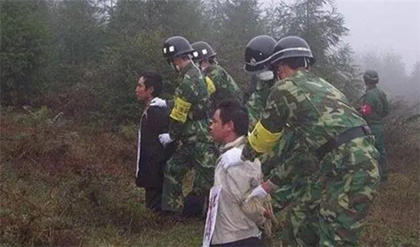 死刑缓期两年执行意味着什么,死刑反缓期两年执行是什么意思