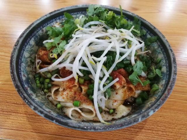 洛阳理工学院食堂怎么样,洛阳理工学院食堂美食推荐