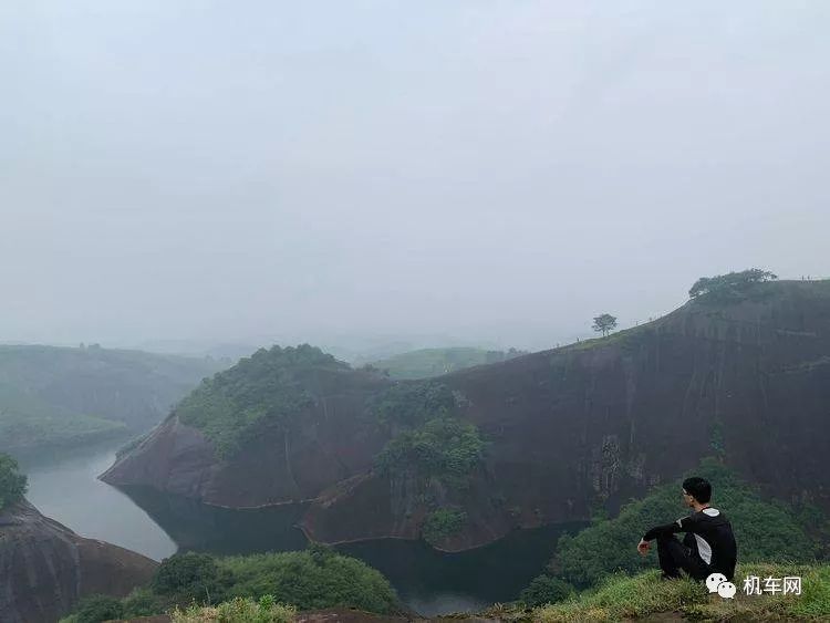 妹子，你骑190的男朋友已经在路上啦