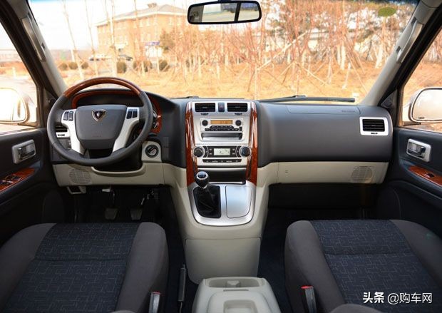 8万以内面包车车型,经济实用型家用车小汽车