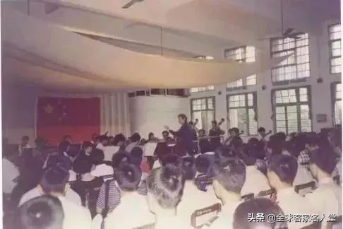 指挥家郑小瑛谈交响乐,客家山歌指挥家郑小瑛