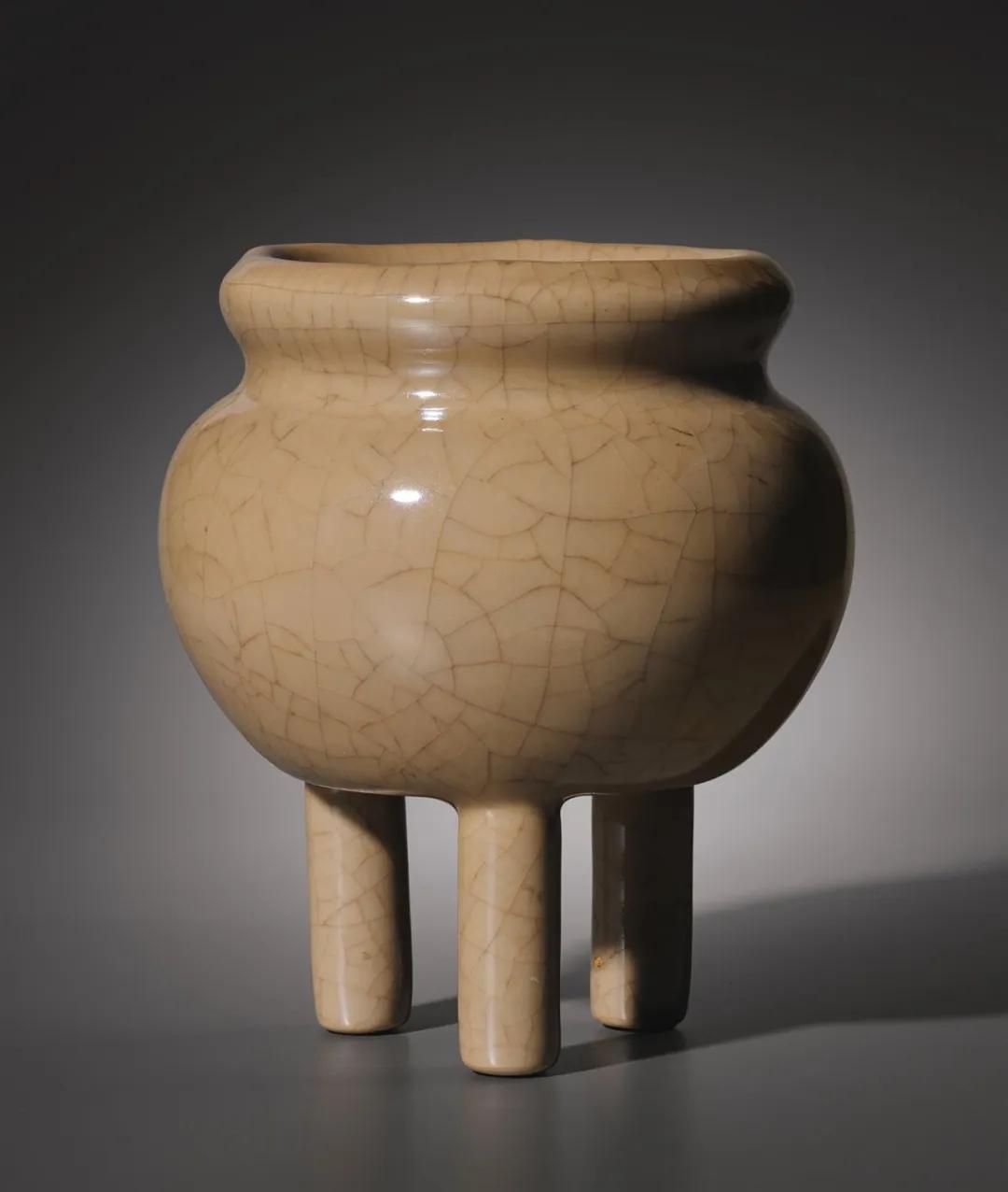 2024春拍晚清瓷器成交记录,2021中国艺术品明清瓷器成交前十