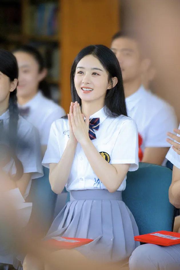 女高中生颜值天花板校服,2019最漂亮的校服校花