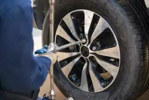 换轮胎不用原配的可以吗,换轮胎一定要找原配的吗