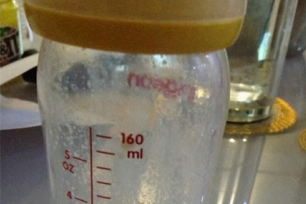 奶粉挂壁怎么清洗,奶粉如何清洗奶瓶内部