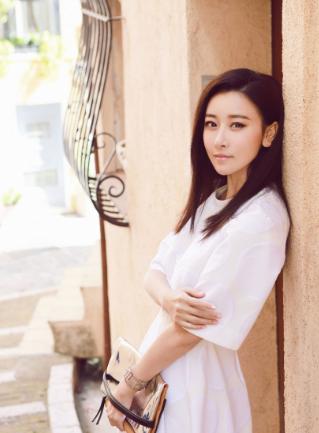 丑女无敌毛俊杰吻戏在哪一集,丑女无敌里毛俊杰数钱的那段