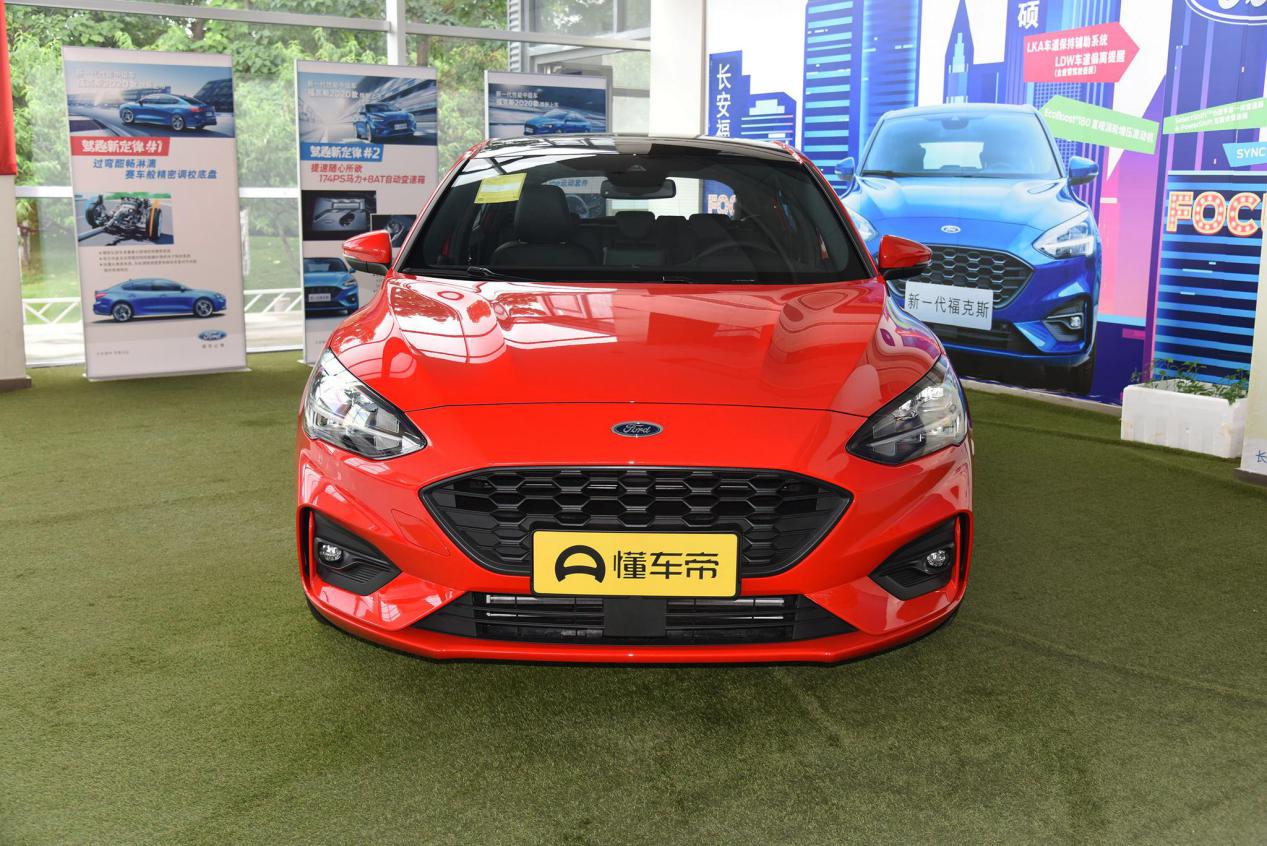 延续巅峰新一代福克斯亮点分析,福克斯弯道之王