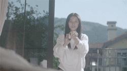 素颜比化妆好看怎么回事,素颜比化妆好看的女生