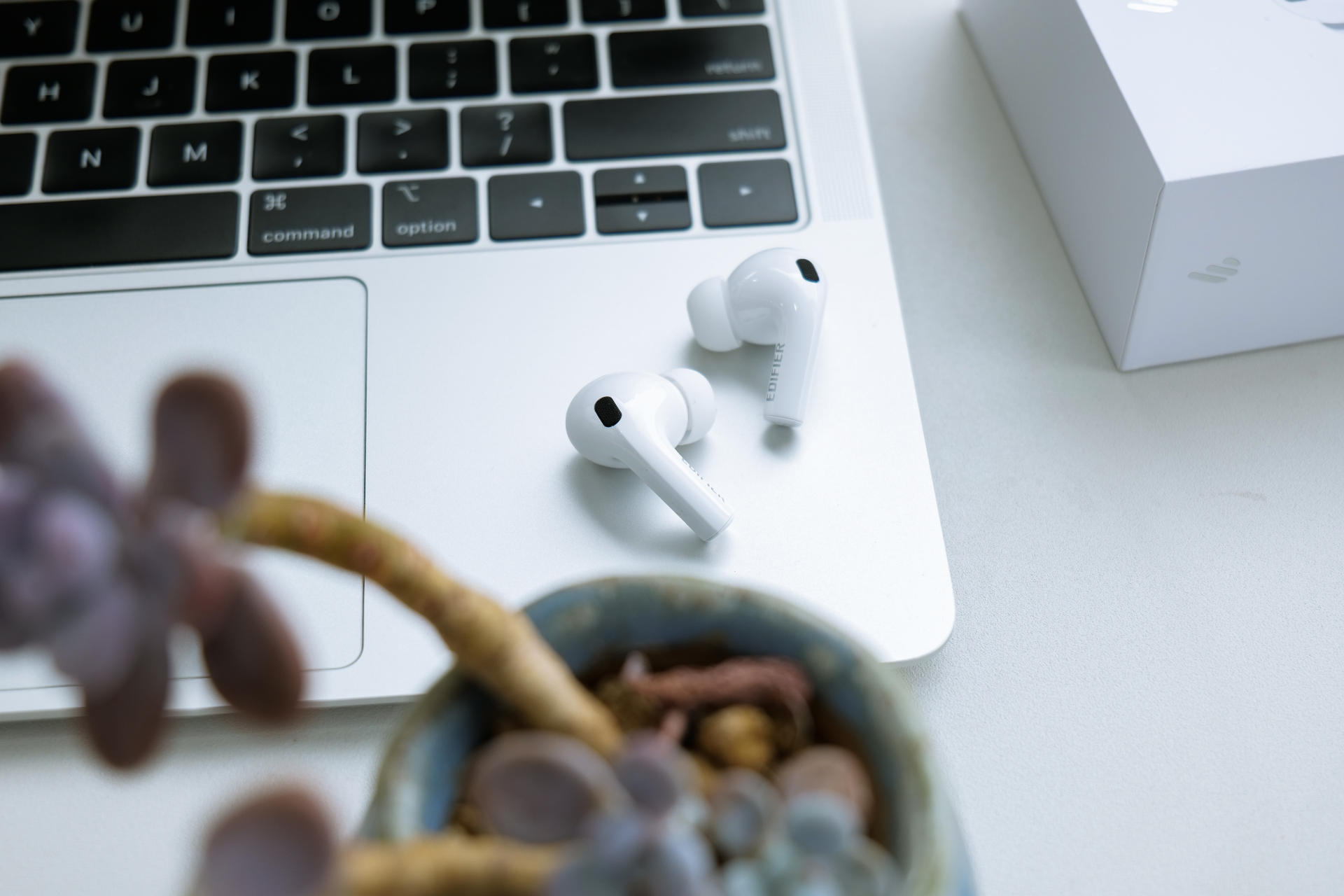 漫步者蓝牙耳机xpods开箱视频,漫步者学生版儿童蓝牙耳机测评