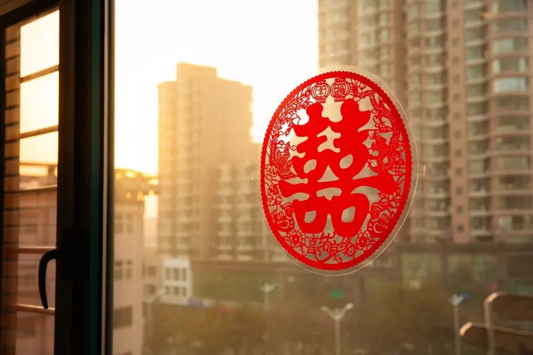 抗疫诗歌大展之十三｜在被管制的人间，梅花又悄悄开了