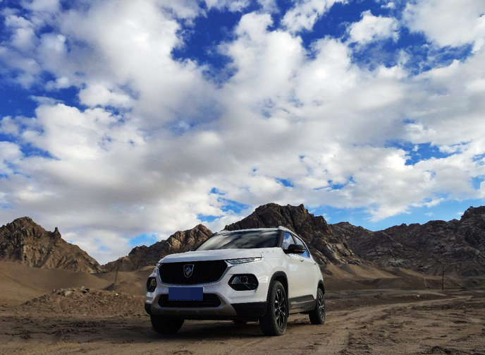 宝骏510出事故,宝骏510路上碰撞