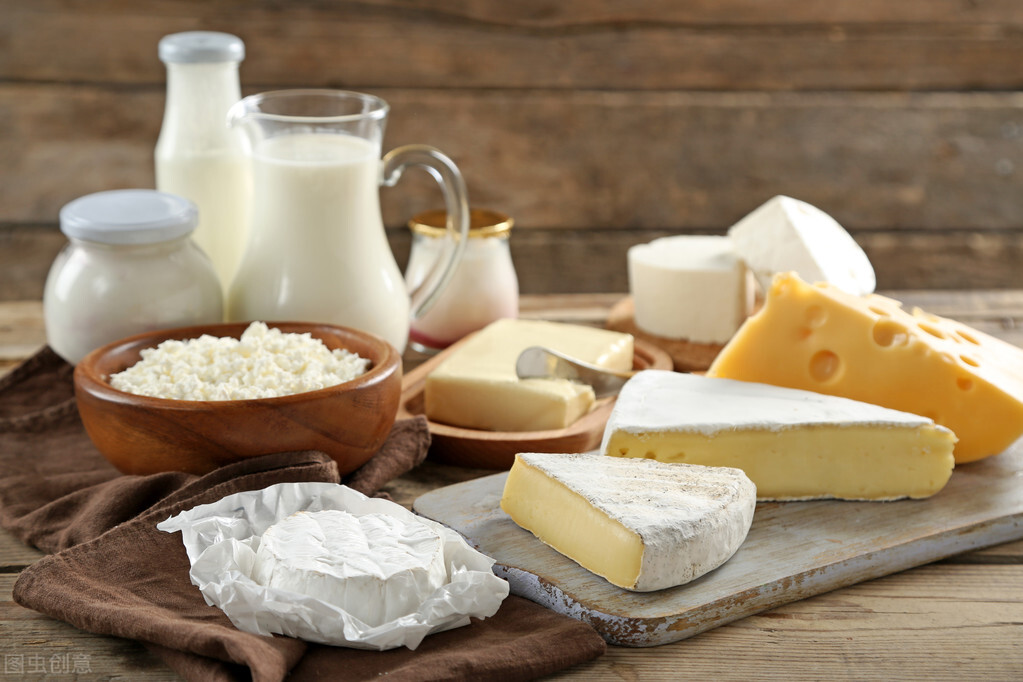 关于老年人营养的补充方面知识,目前老年人需要补充什么营养