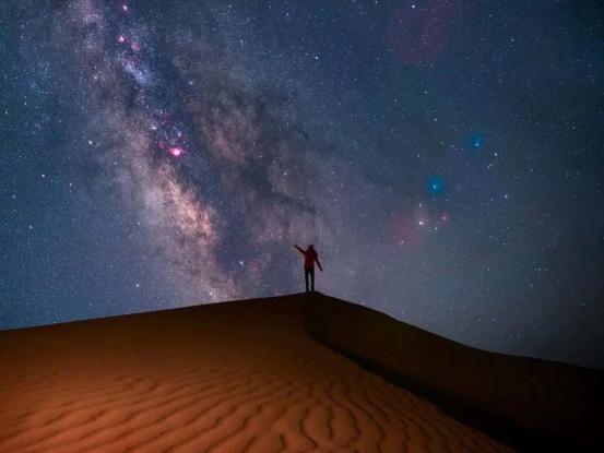 徒步必带的10件东西,10大徒步必备装备有哪些