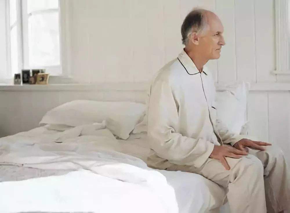 来访者处于抑郁发作阶段,来访者有抑郁症