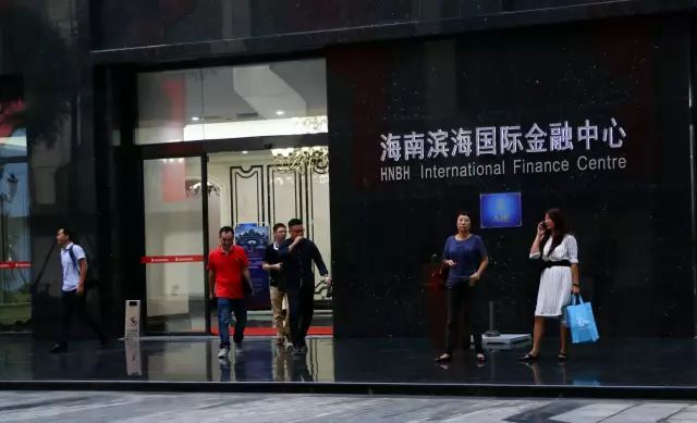 工资4000每个月还贷4000,工资4000每月还贷3000压力大吗