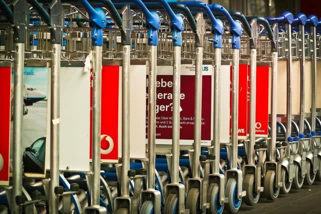 机场免税店香水价格表,机场免税店的香水便宜多少