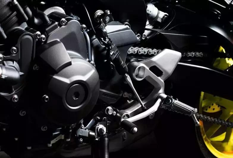 18年雅马哈mt09详细配置,2024款雅马哈mt-09升级了什么