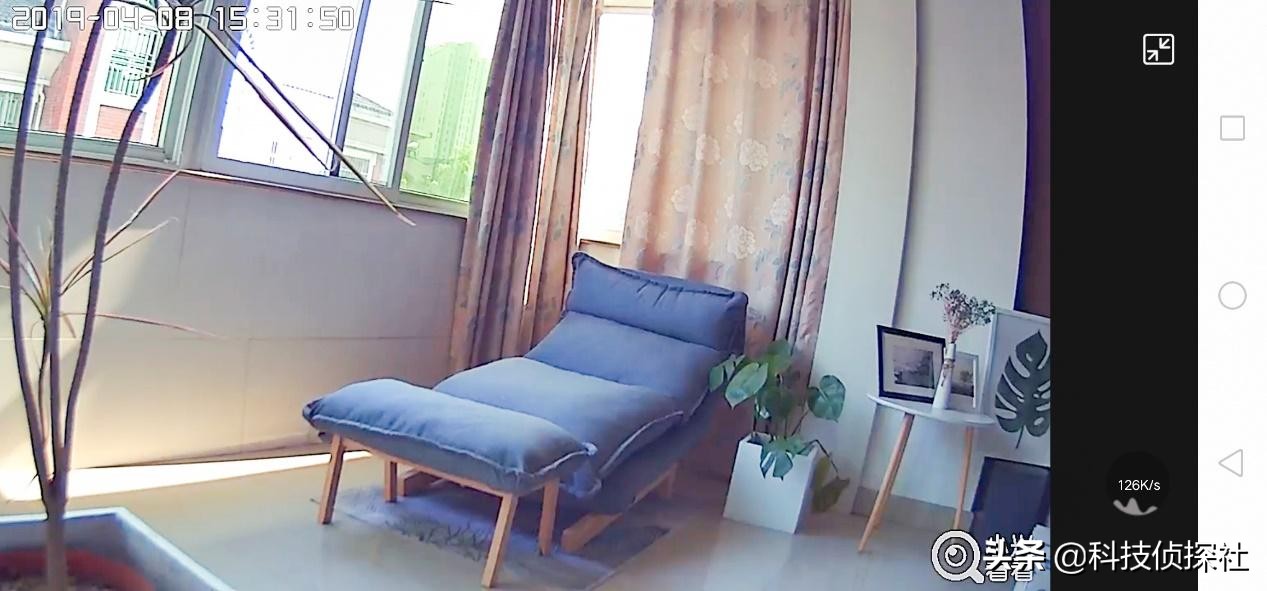 小兴看看摄像头说明书,让家变得更健康安全