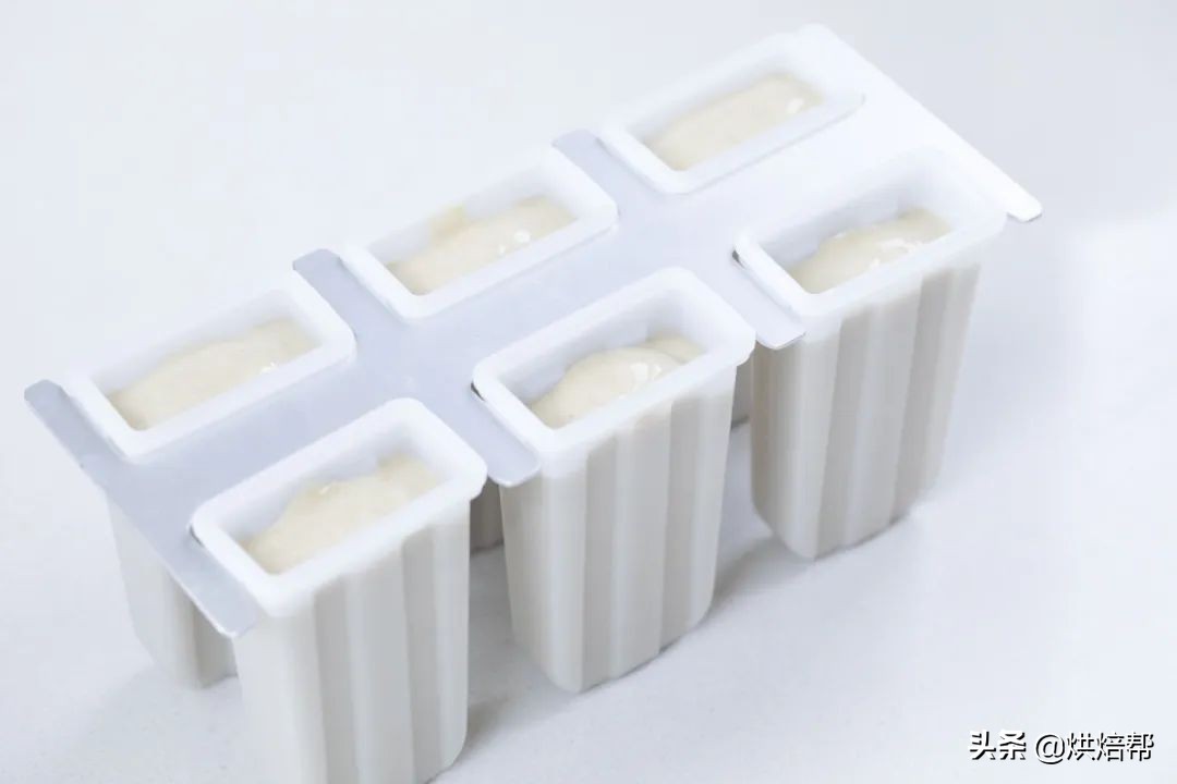 夏日绿豆延展做法：奶香绿豆冰棒，奶香味浓郁