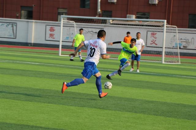 东至大渡口中学一一七秩赓传薪火.球赛献礼中华