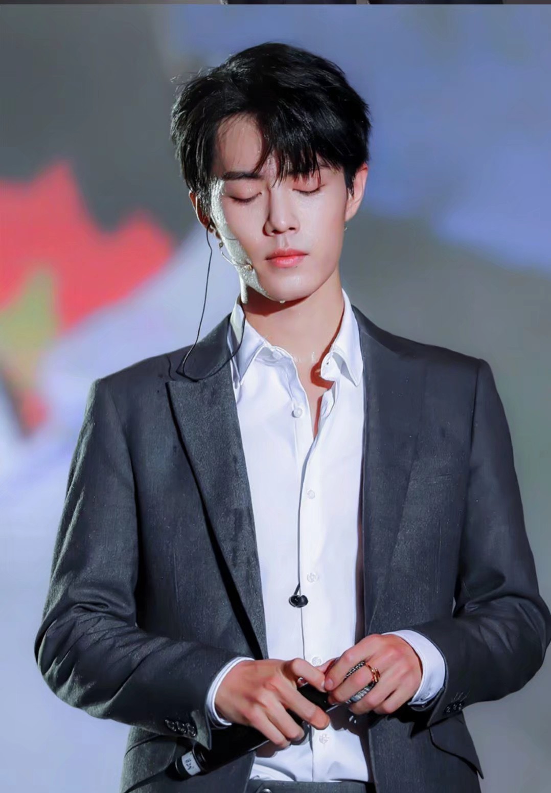 肖战登几次韩国热搜,肖战走出国门的骄傲