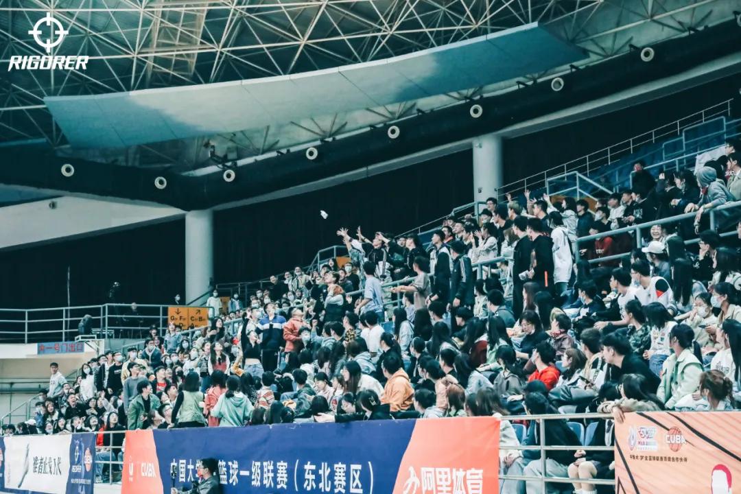 东北小组赛爆冷！海大掀翻山东冠军，CUBA魔鬼主场太恐怖