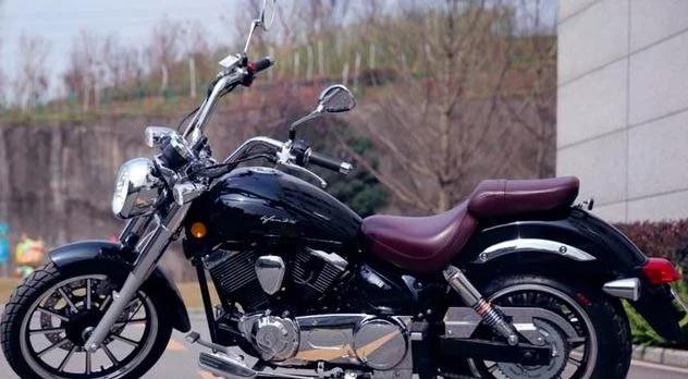 最新款陆地巡洋舰v6款落地多少钱,国内2025款陆地巡洋舰最新款价格