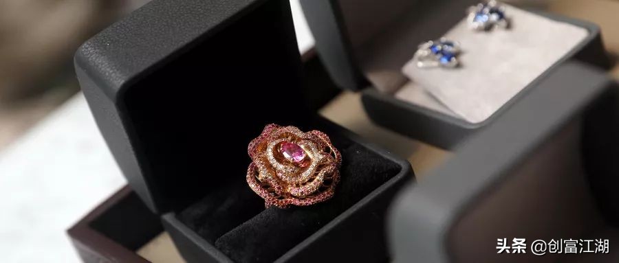 微信朋友圈“7不晒”：快去查查，晒了的赶紧删掉