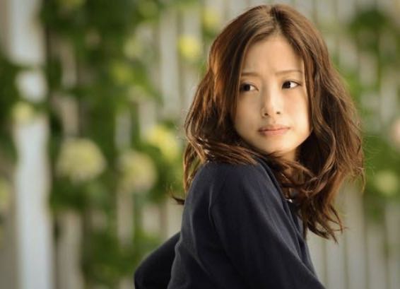 昼颜当出轨遇到真爱,昼颜里的妻子为什么出轨