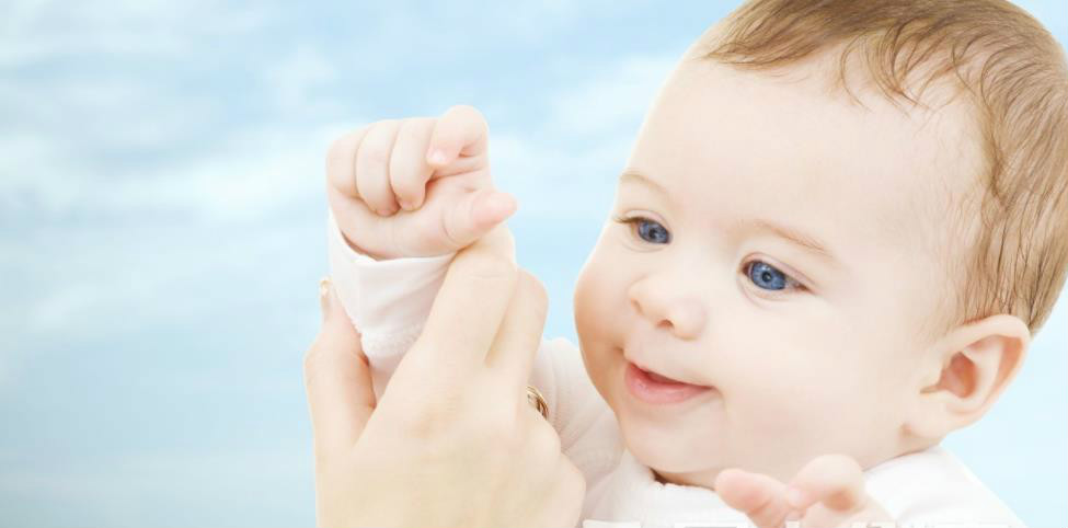 小宝宝皮肤娇弱,冬季宝宝皮肤如何保湿好