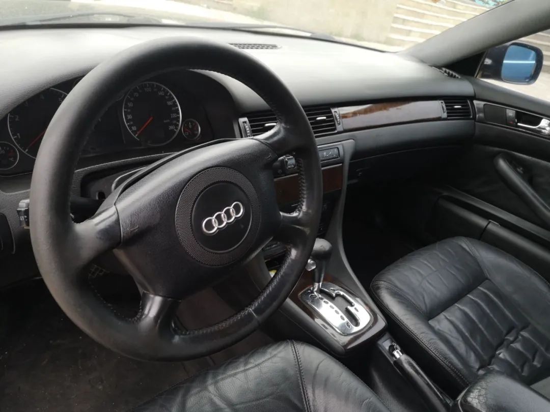 一万多二手车买轿车还是suv,一万左右二手车买自动还是手动