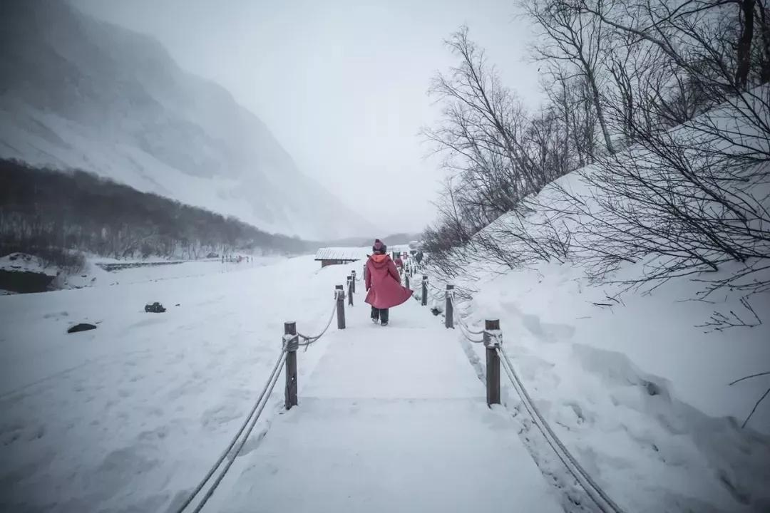 长白山冬天天池值得去吗,去长白山旅游都看什么