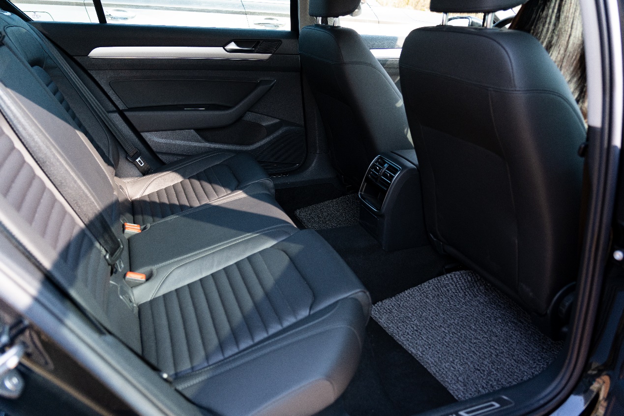 ea211发动机1.4t迈腾车够用吗,迈腾1.4t值得买吗测评