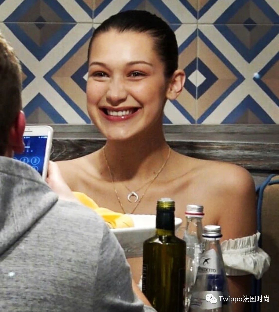 bella超模逆袭,24岁新晋超模bellahadid