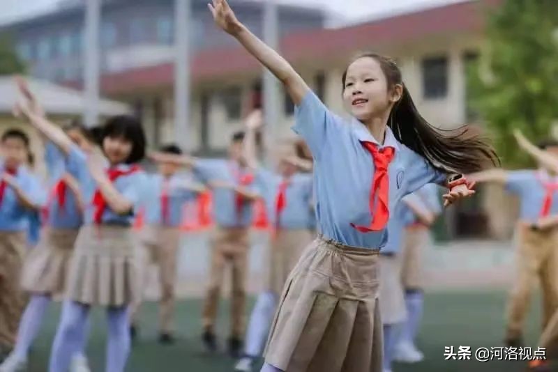 洛阳市第一实验小学校长李青青,洛阳市实验小学校长李青青简历