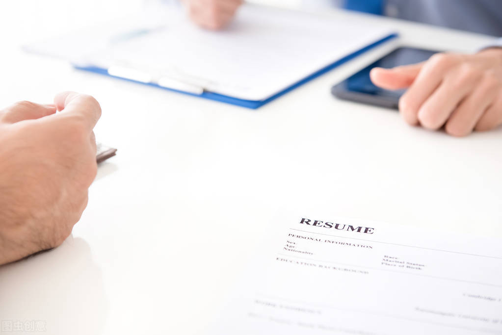 hr真的有看你简历吗,hr怎么看待三无简历