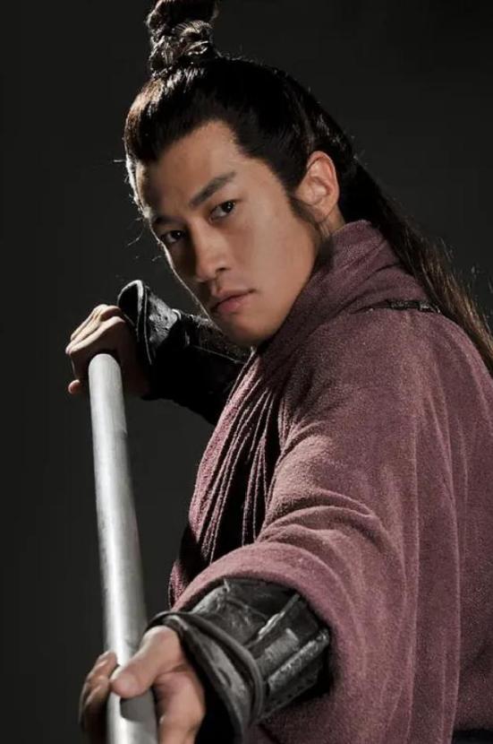 老梁谈论唐国强陆毅诸葛亮,唐国强版诸葛亮和陆毅版诸葛亮pk