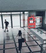 雨天开车后车镜有水咋办,开车雨刷坏了怎么处理