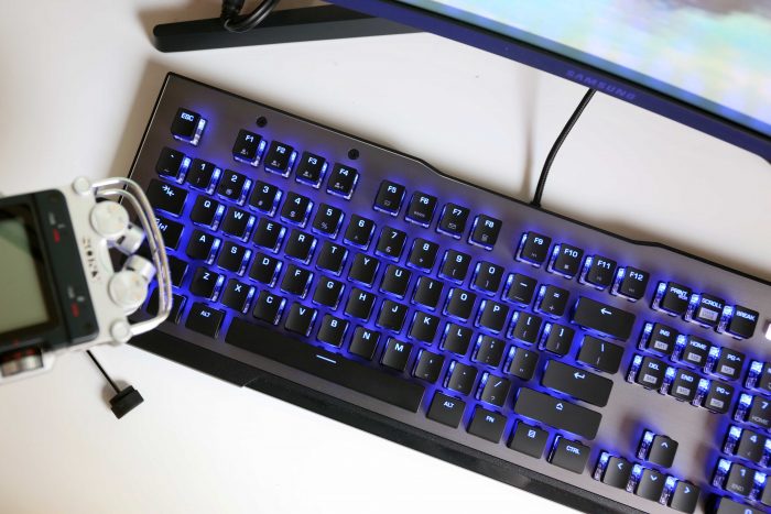 能够媲美cherry轴的机械键盘,泰坦轴键盘的缺点和优点