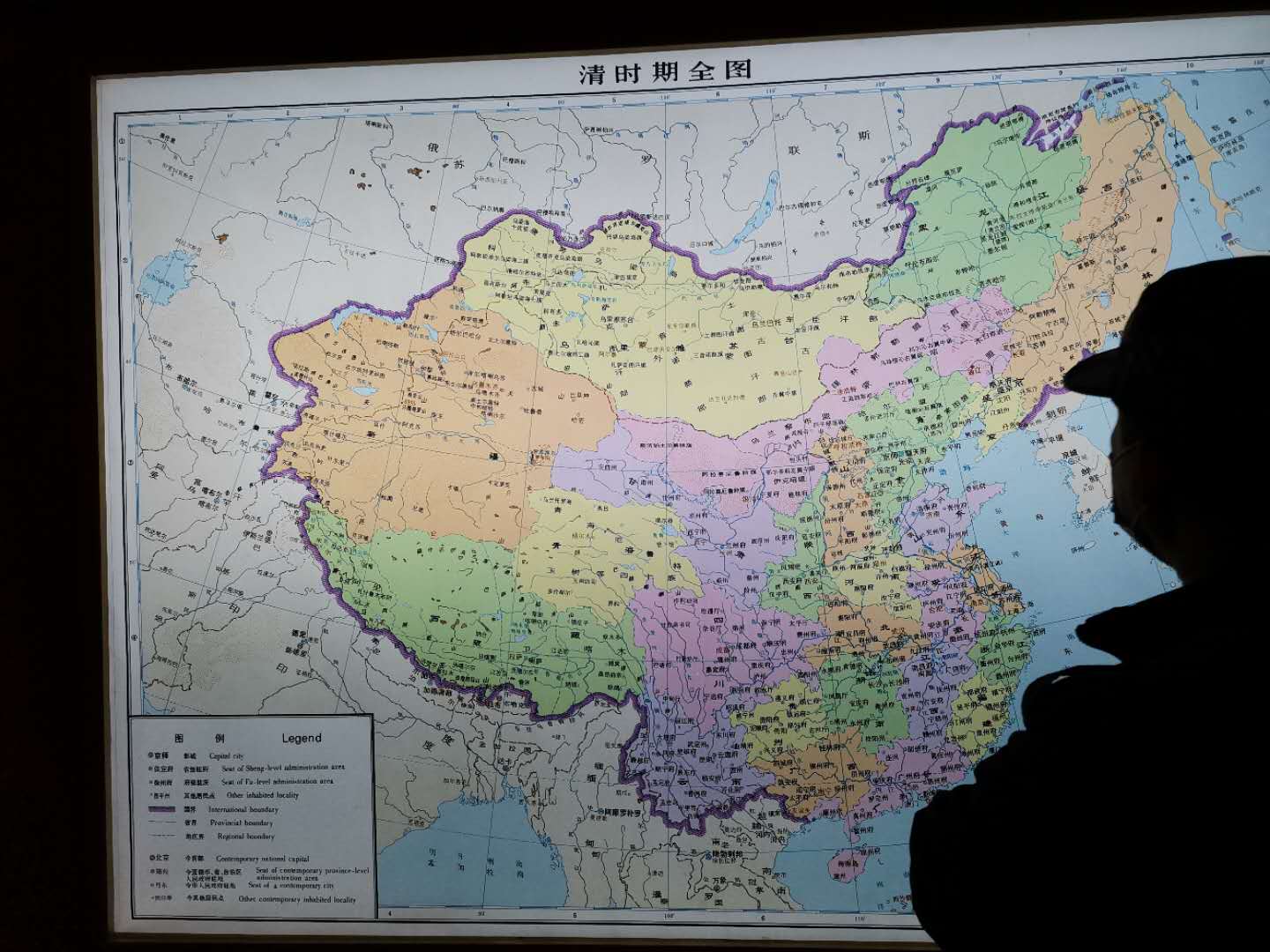 呼和浩特昭君博物院:中外驰名西汉古墓――昭君墓