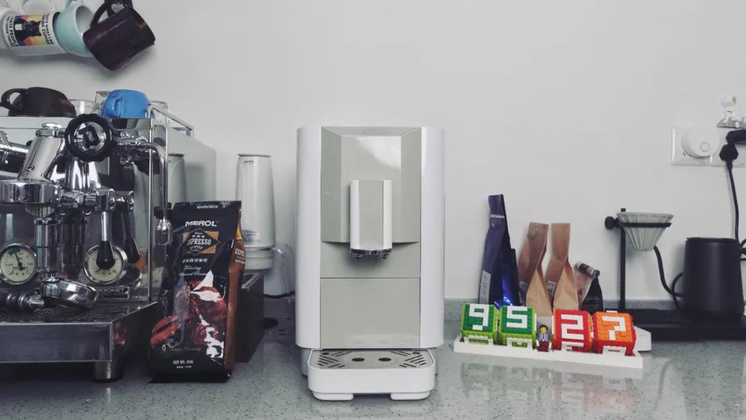 瑞幸美式咖啡对比星巴克美式咖啡,星巴克美式咖啡怎么样最好喝