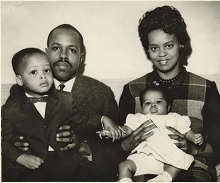 奥巴马狂怼特朗普,特朗普发文回击奥巴马