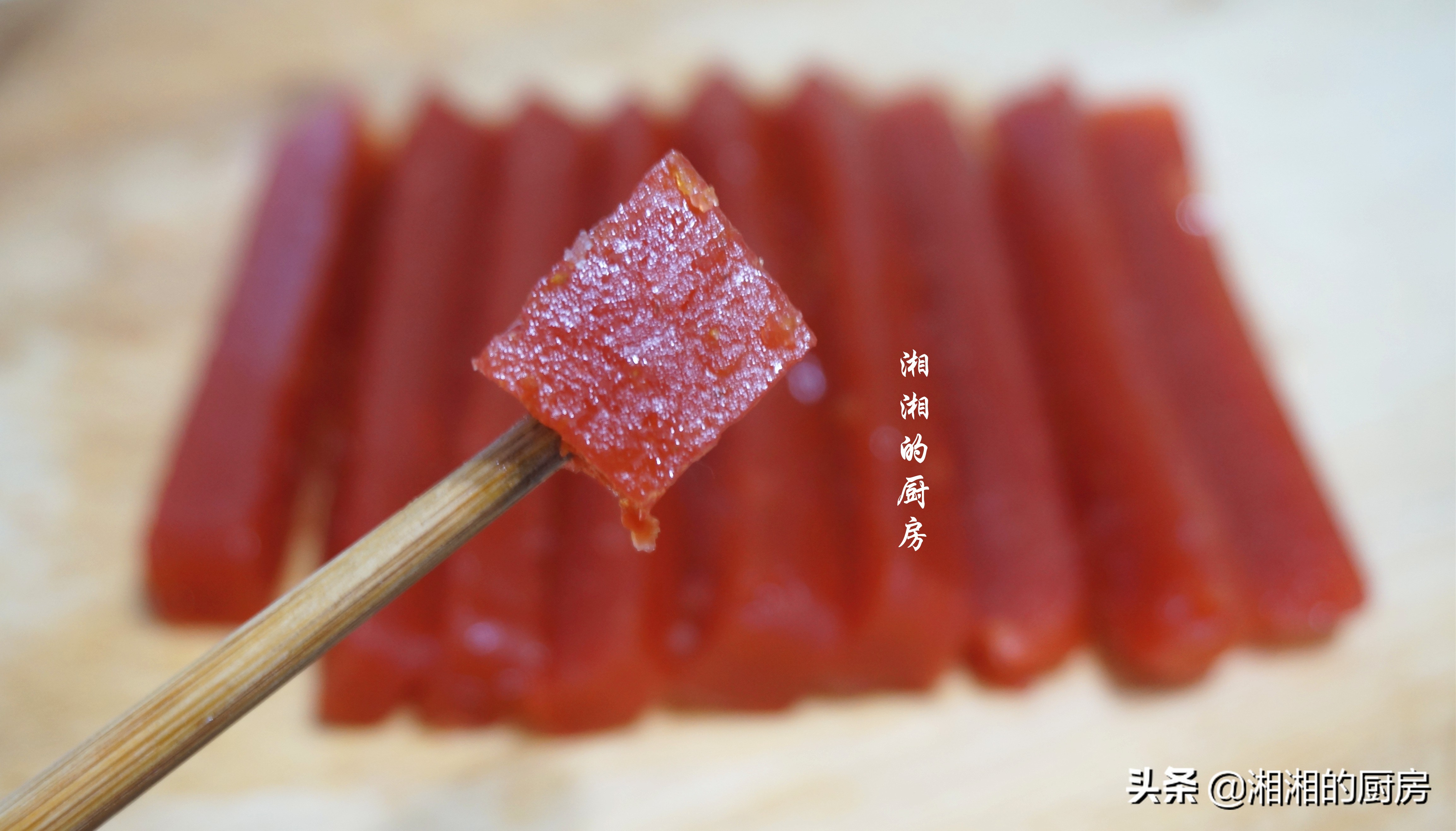 山楂糕怎么弄不酸,山楂糕不成形能放锅里重新熬吗