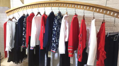 爱依莲女装靠谱吗,爱依莲女装贵不贵